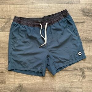 Vuori Kore Blue Deep Sea Workout Shorts size Medium Men